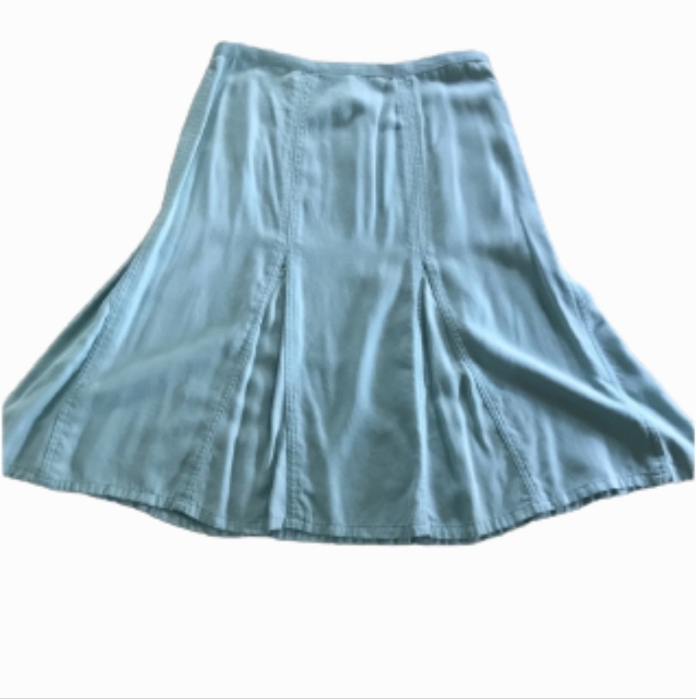 Light Tiffany Blue Skirt Line Two
